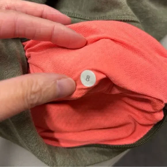 Lululemon Olive Green V-Neck Sweater VNeck Long Sleeve Top Kangaroo Pockets - Picture 8 of 8